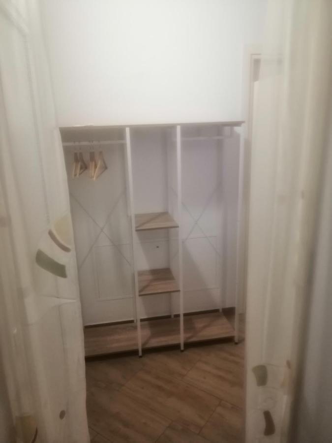 Cascina Legnago Trilocale A 6 Chilometri Da Salo' Apartment Villanuova sul clisi Exterior photo