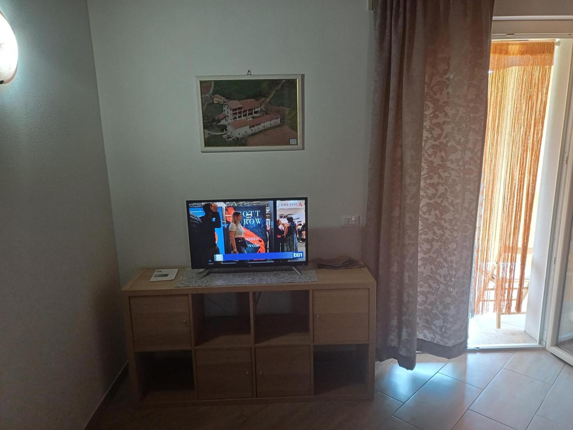 Cascina Legnago Trilocale A 6 Chilometri Da Salo' Apartment Villanuova sul clisi Exterior photo